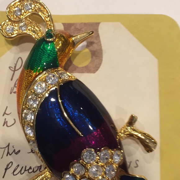 Vintage Peacock pin enamel and rhinestone - Picture 6 of 7